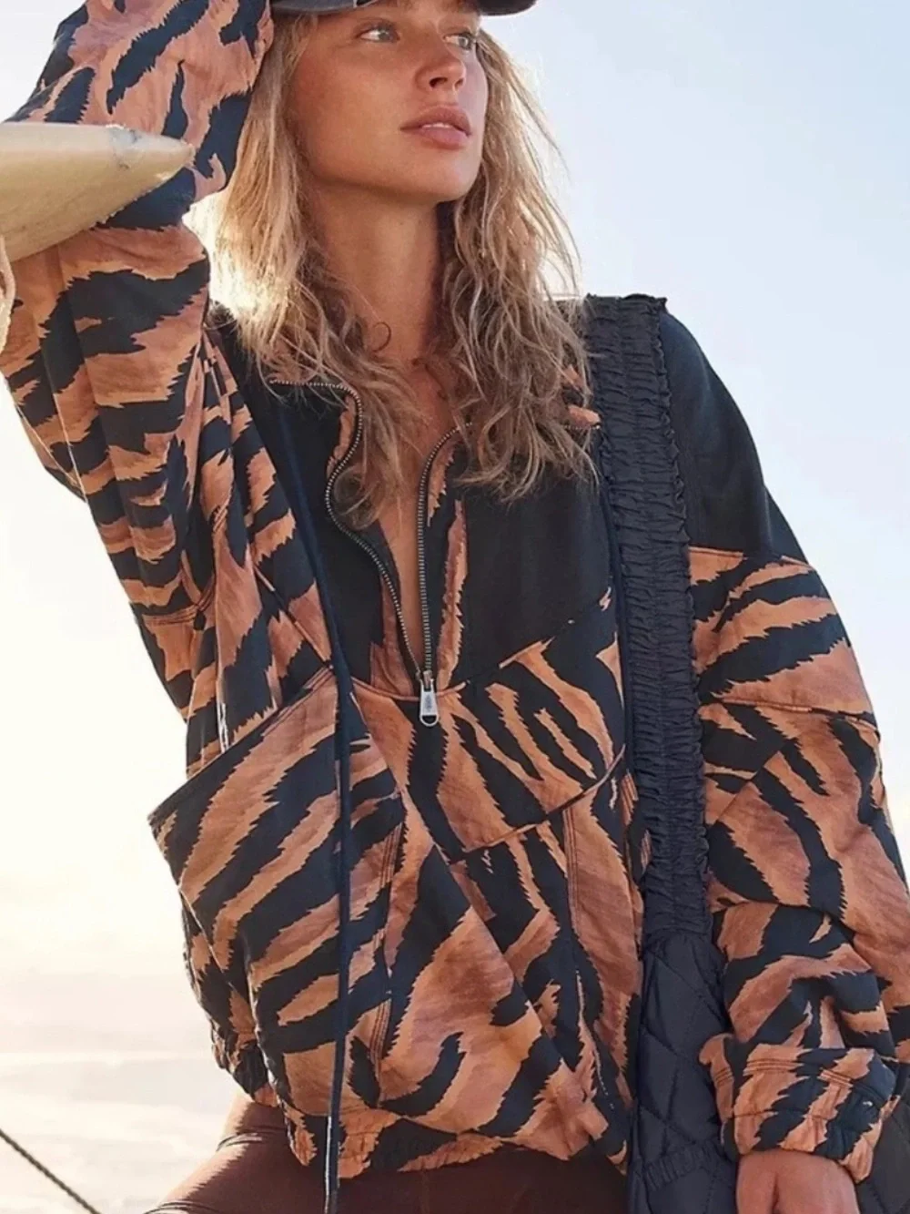 FREE PEOPLE! Women’s Black and Brown Tiger-Print zip -Up Jacket XS